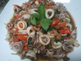 Cumi pedas kemangi
