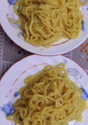 मसाला मैगी(MASALA MAGGI RECIPE IN HINDI) रेसिपी मुख्य फोटो