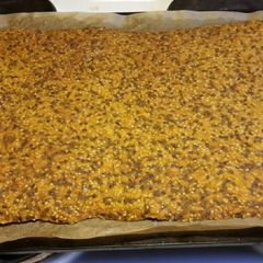 A picture of Seed Crackers.