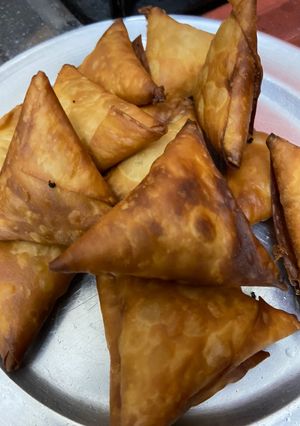 A picture of Cheese samosa.