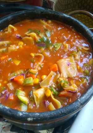 Foto de Macarrão com Legumes na Pressão