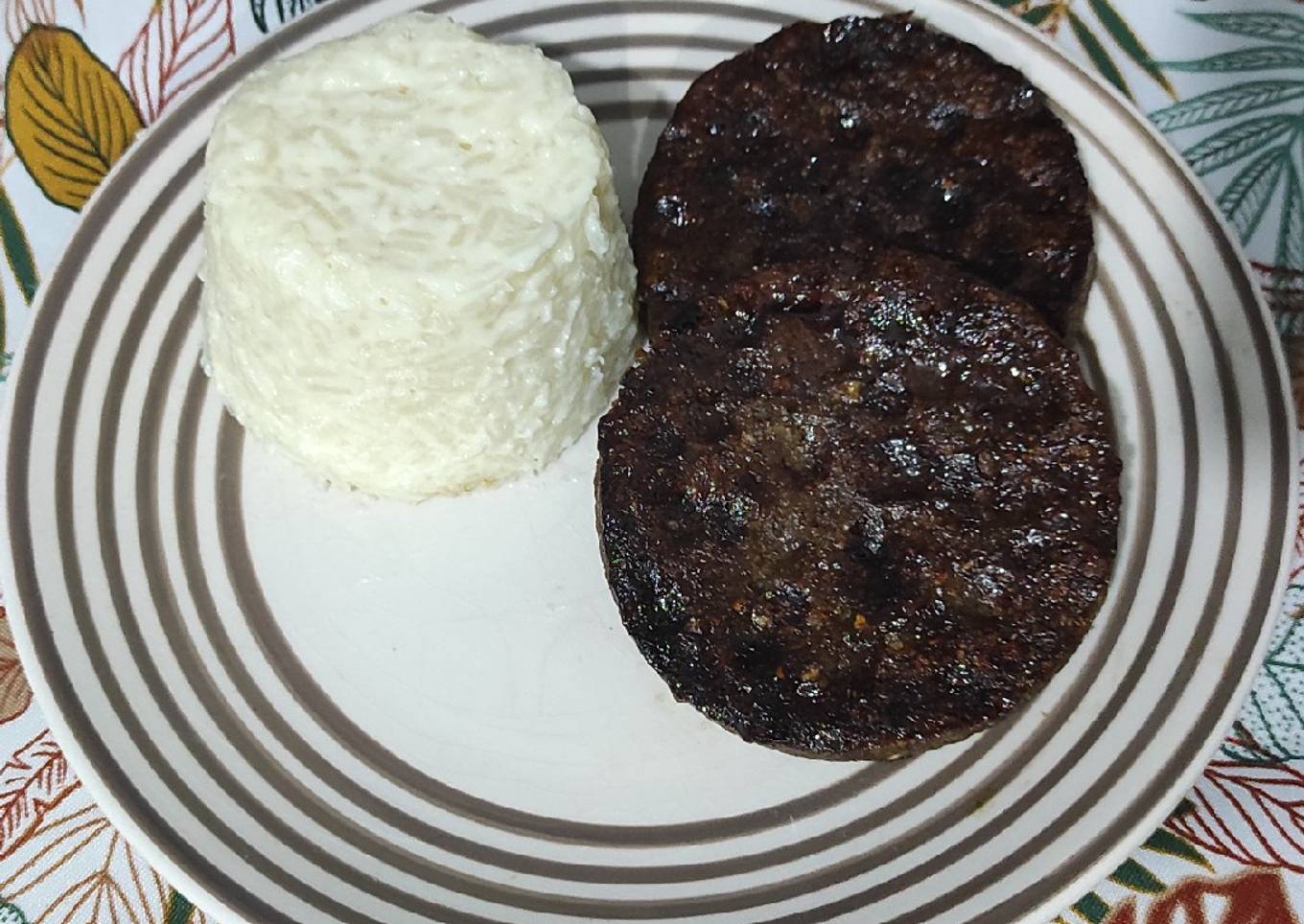 Hamburguesas con timbal de arroz (versión postre)