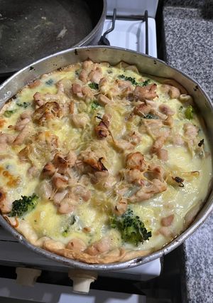 Una foto de Tarta de brócoli y pollo