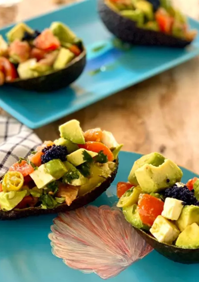 Una foto de Aguacates rellenos