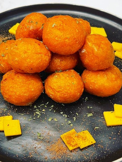 黃金Q彈爆漿地瓜球-賀年小食 的食譜成品照片