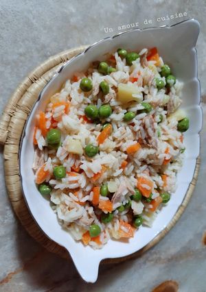 Une photo de Salade de riz légume thon 🍚