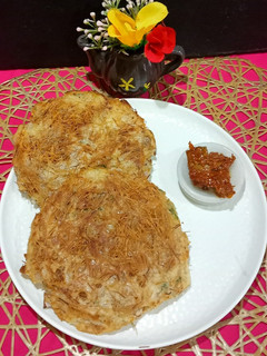 A picture of Vermicelli Vegetable Pancake.