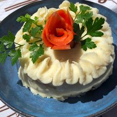 Potato Sandwiches Cake🌹 A picture of Potato Sandwiches Cake🌹.