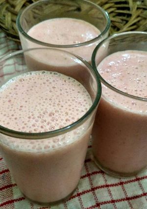 Foto resep Strawberry Smoothies