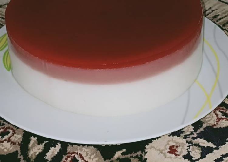  Resep Puding Busa Lapis  Strawberry oleh Khayla Anindhita 