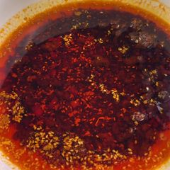 A picture of Signature Spicy Beef Sauce（秘制香辣牛肉酱）.