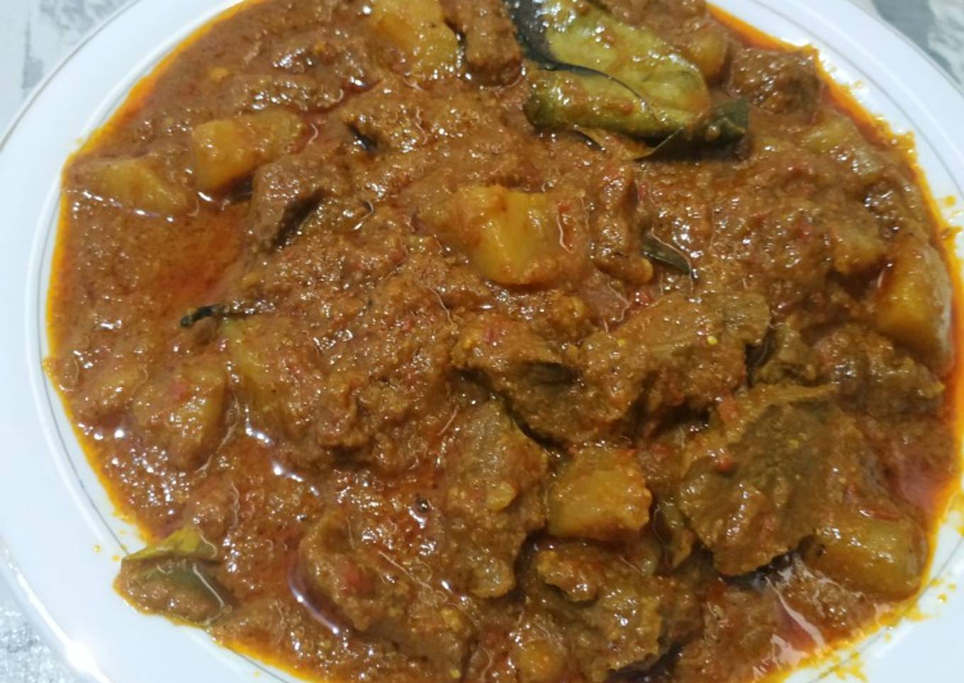 Rendang daging kentang