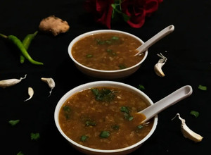 A picture of Hot and sour Soup.
