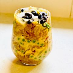 A picture of Cheesy cuba cup Maggi.