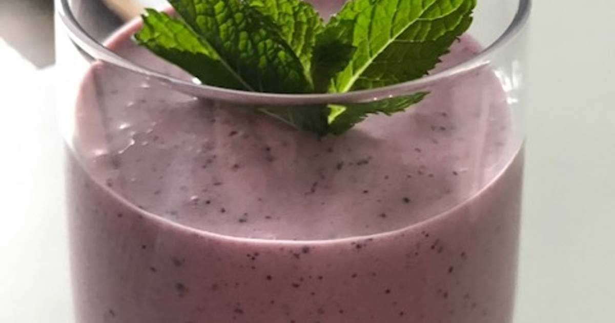 Breakfast Smoothie Recipe by Staff Canteen UK Cookpad