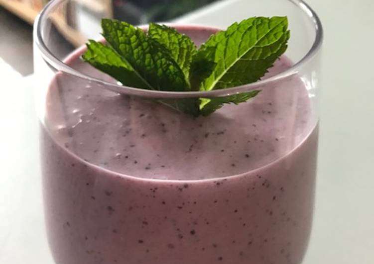 Steps to Prepare Quick Breakfast Smoothie