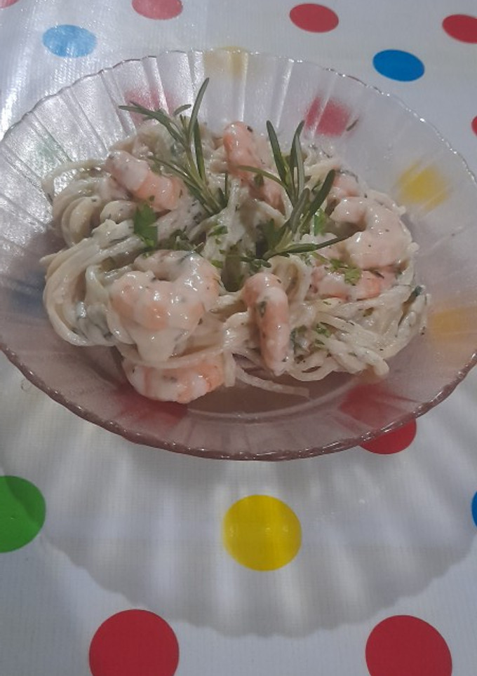 Una foto de Spaghetti con camarones