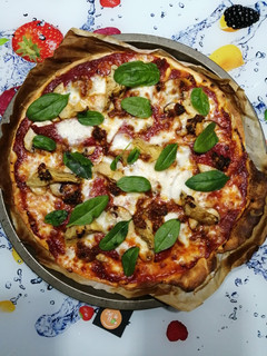 Une photo de 🌿Pizza végétarienne