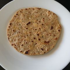 A picture of Paneer and mint paratha.