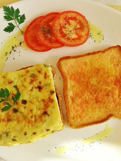 Una foto de Tortilla de merluza