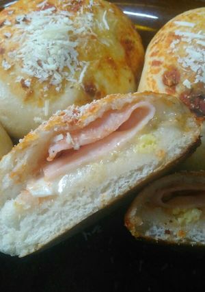 Una foto de Bollitos de pizza rellenos 🍕(con levadura seca)