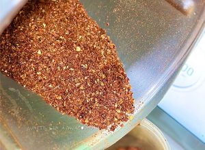 Gambar Food Prep: Serbuk Kasar Cili Kering (Chilli Flakes)