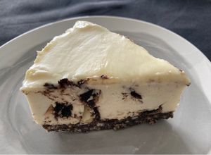 Foto principal de Cheesecake oreo con chocolate blanco