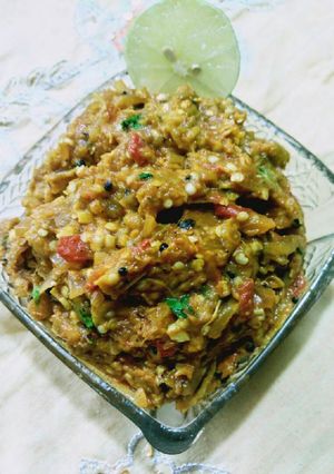 A picture of Dhaba style baingan bharta.