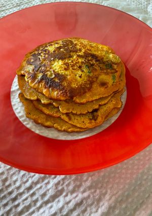 કોર્ન પનીર ચીલા (Corn Paneer Chila Recipe in Gujarati) રેસીપી મુખ્ય ફોટો