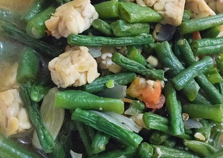 7. Tumis Kacang Panjang Campur Tempe Sederhana