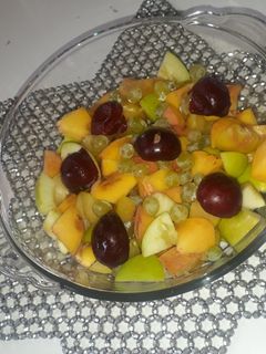 عکسی از دستور سالاد میوه