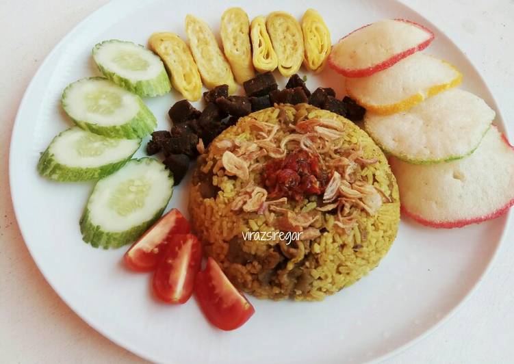 Resep Nasi Kebuli (simple dan enak) yang Bisa Manjain Lidah