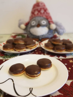 Una foto de Yoyos, alfajores Juanitos
