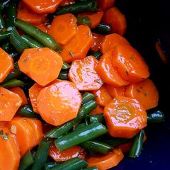 A picture of Sweet and sour veg.
