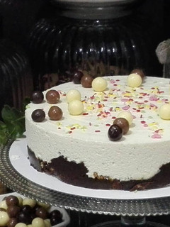 Una foto de Tarta mousse de chocolate blanco