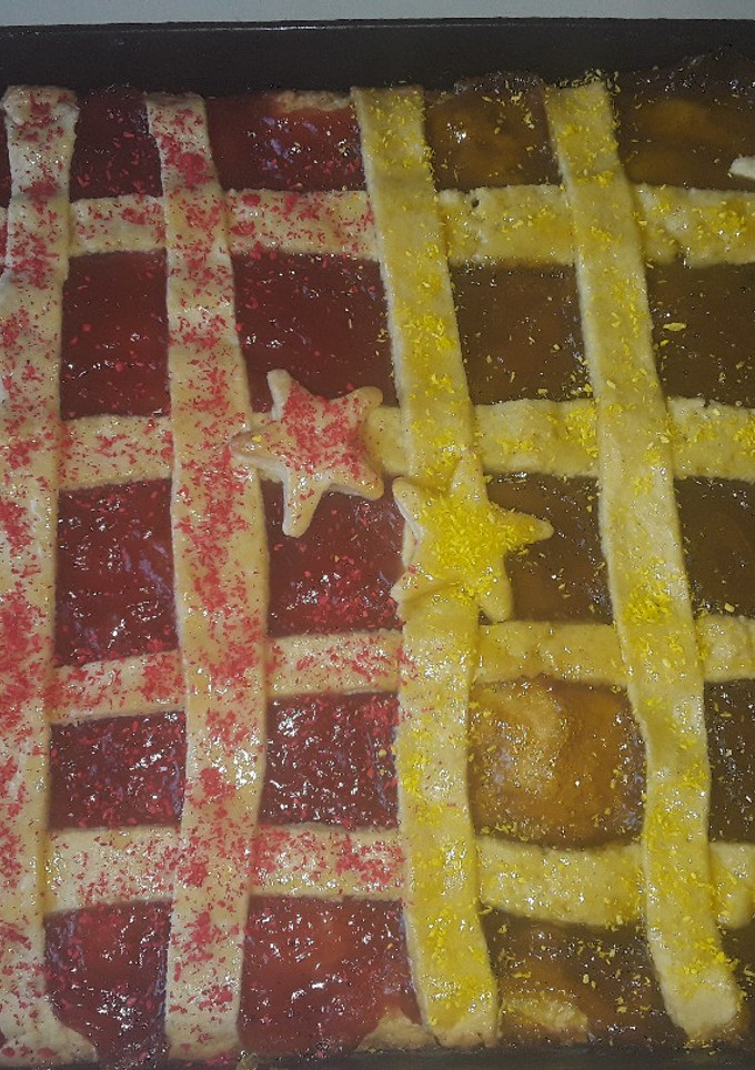 Una foto de Pasta Frolla Gigante!! de: Dulce de Batata y Dulce de Membrillo😍