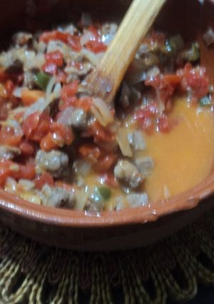 Una foto de Fajitas entequiladas con chilacas verdes a la mexicana el geras