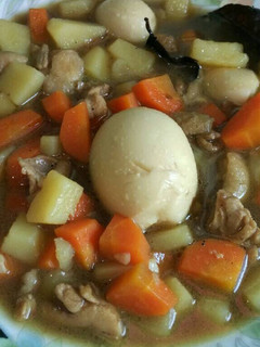 Foto resep Semur Ayam Kentang Telur Komplit