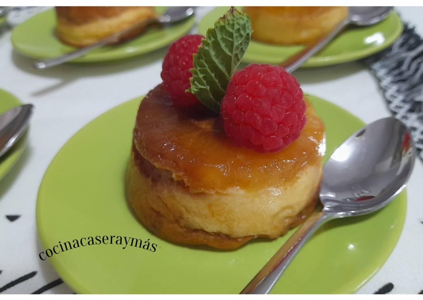 Mini tartas de piña