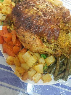 A picture of Steamed and Roasted Stuffed Chicken with Vermicelli 🍗👌.