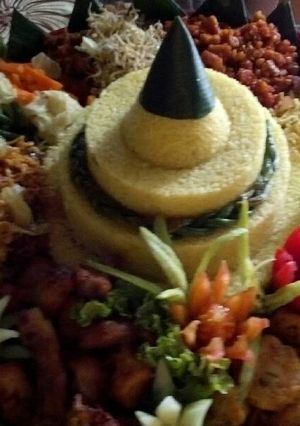 Foto resep Nasi tumpeng