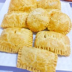 A picture of African Chicken Pie.