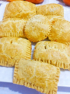 A picture of African Chicken Pie.