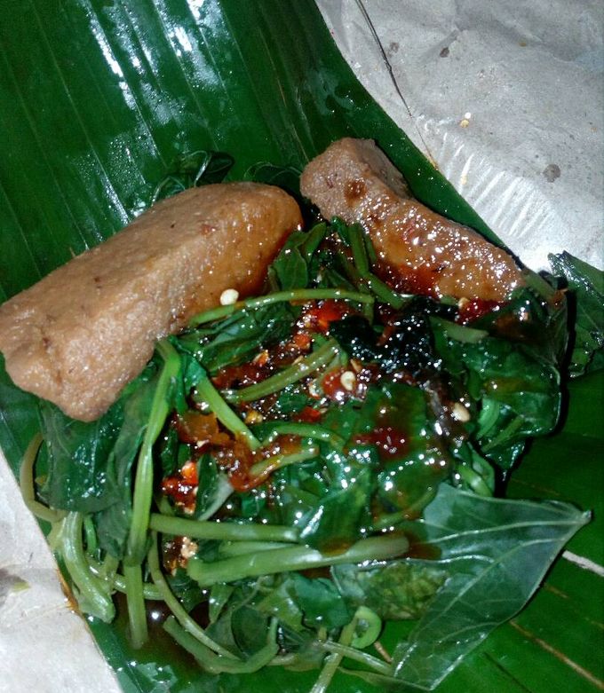 https://img-global.cpcdn.com/recipes/1d95b36a652868be/680x781cq80/brambang-asem-foto-resep-utama.jpg