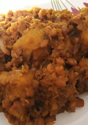 A picture of Beans and plantain.
