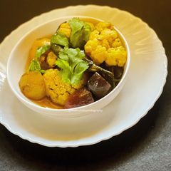 A picture of Phulkopi, Beetroot o Sheem Chorchori.
