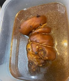 chân giò rút xương hầm