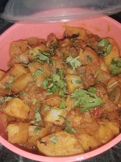 आलू मूली बैंगन सब्जी (aloo aloo baingan sabzi recipe in Hindi) रेसिपी मुख्य फोटो