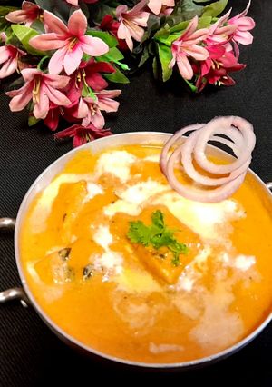 पनीर मखनी (paneer makhni recipe in hindi) रेसिपी मुख्य फोटो