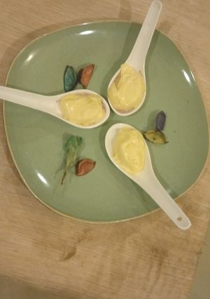 A picture of Honey Mustard dip.